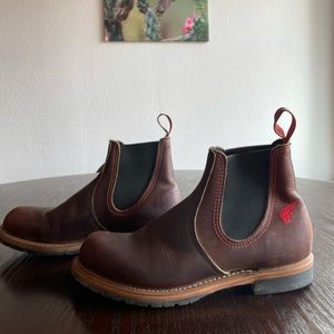 Redwing Chelsea Boots